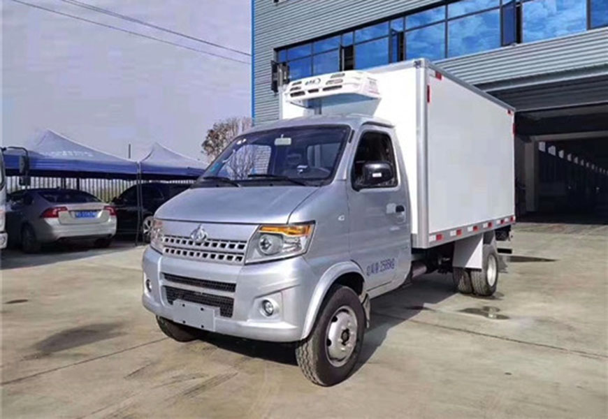 長(zhǎng)安神騏冷藏車(chē)