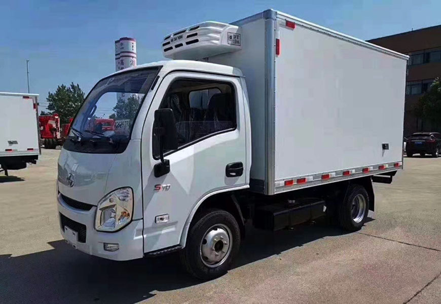 躍進(jìn)冷藏車(chē)